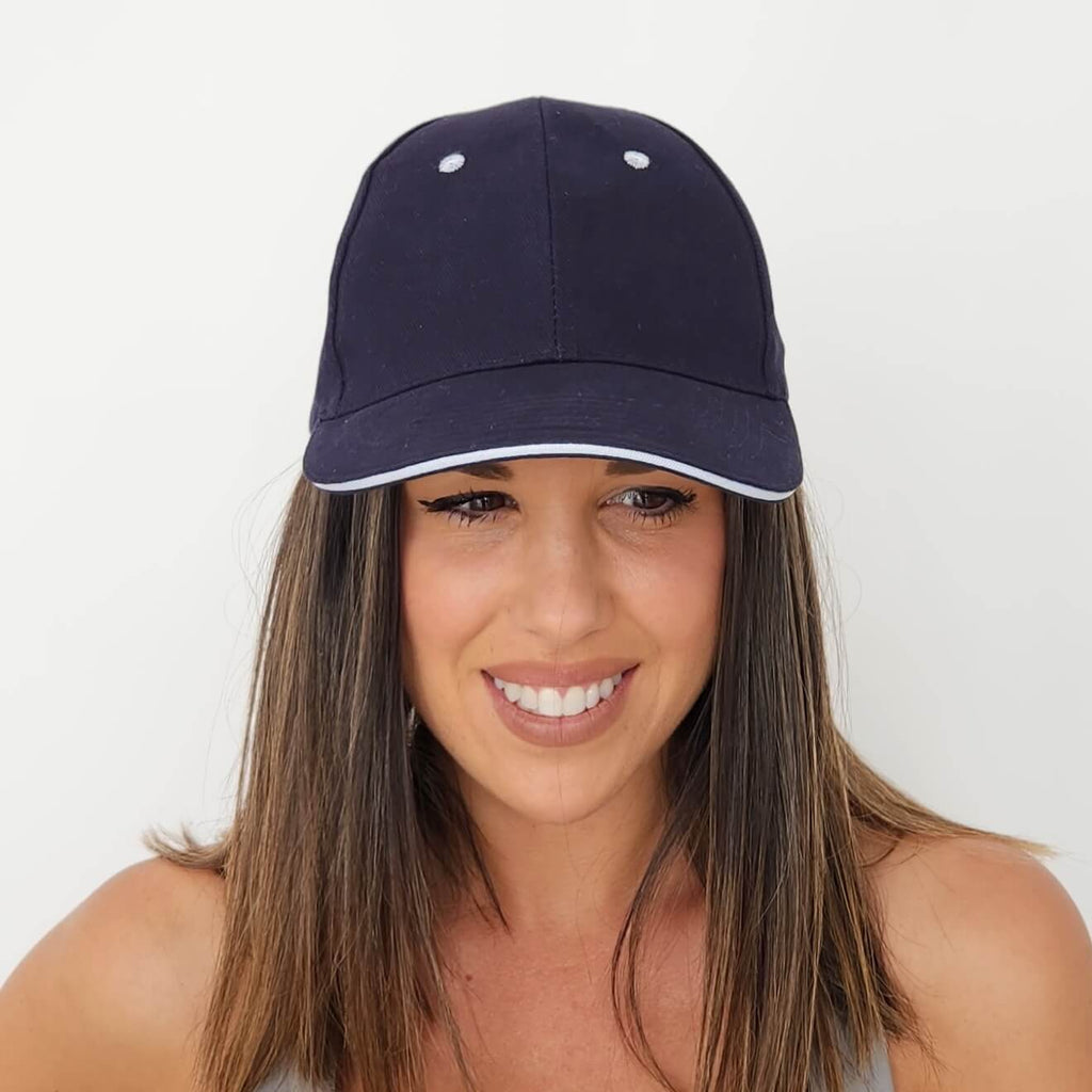 Gorra deportiva azul marino