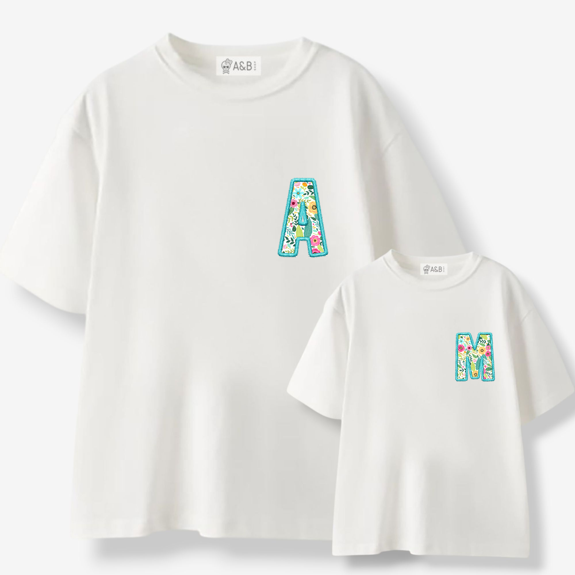 Camiseta Personalizada Inicial Flores