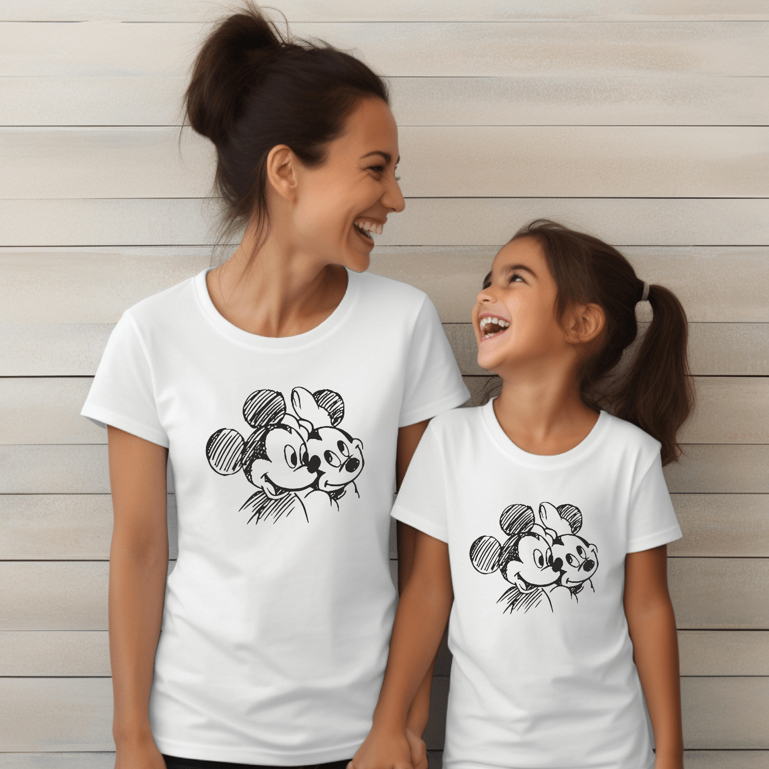 Camiseta Mickey-Minnie Lápiz